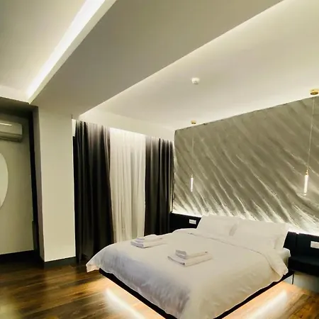 Guest house Tirana Central Rooms *