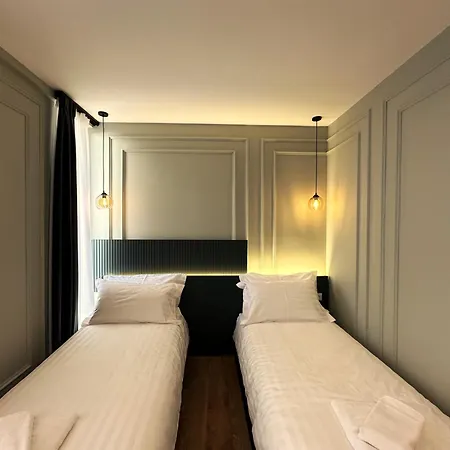 Tirana Central Rooms