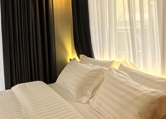 Gasthof Tirana Central Rooms