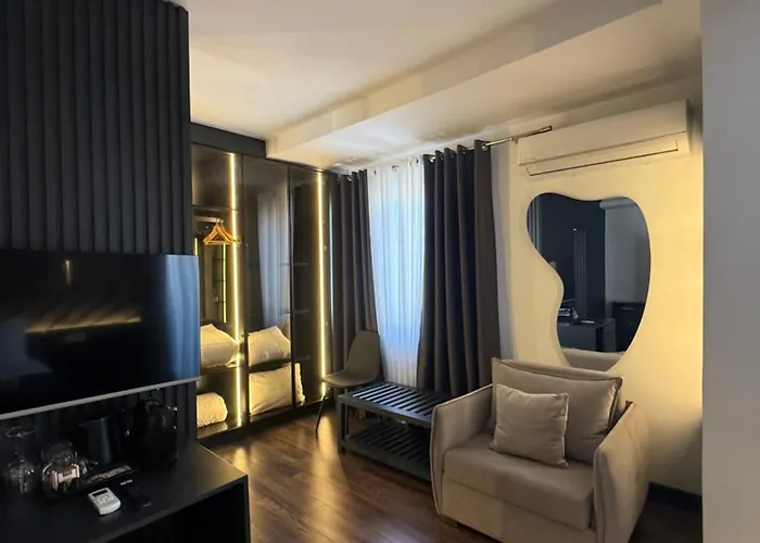 Pensión Tirana Central Rooms