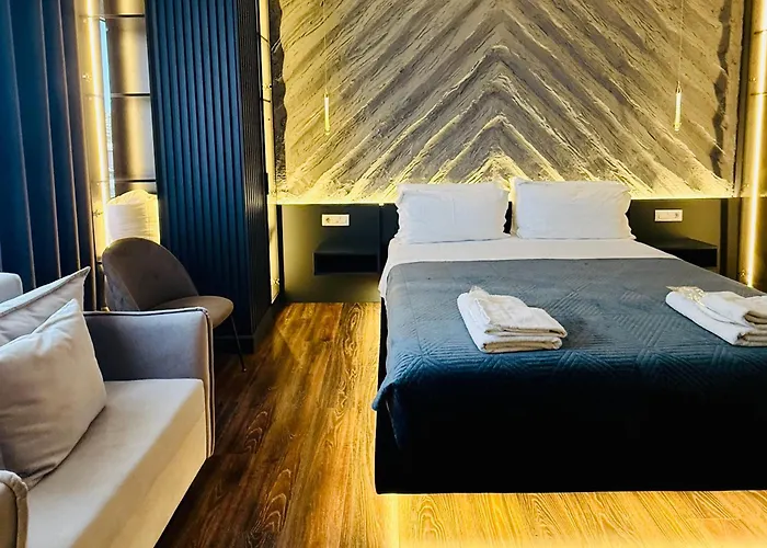 Tirana Central Rooms