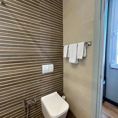 Tirana Central Rooms 3* Tirana