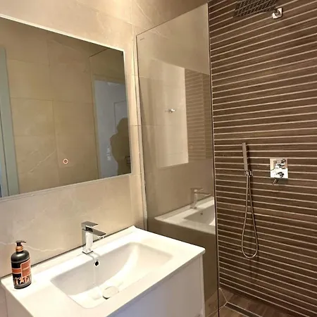 Tirana Central Rooms 3* Tirana