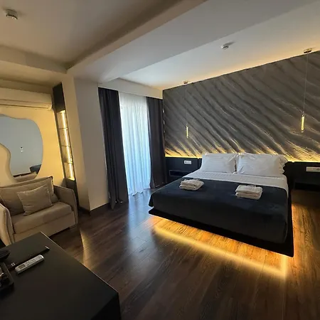 Penzion Tirana Central Rooms 3*