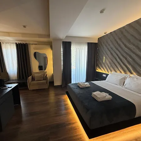Гостевой дом Tirana Central Rooms Тирана