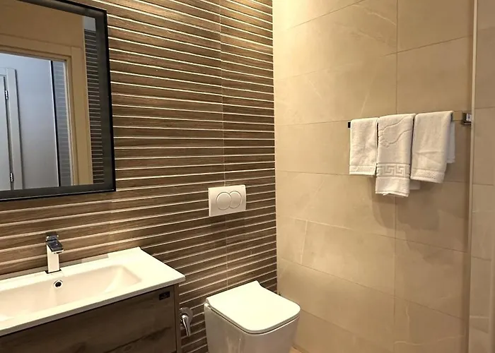 Гостевой дом Tirana Central Rooms