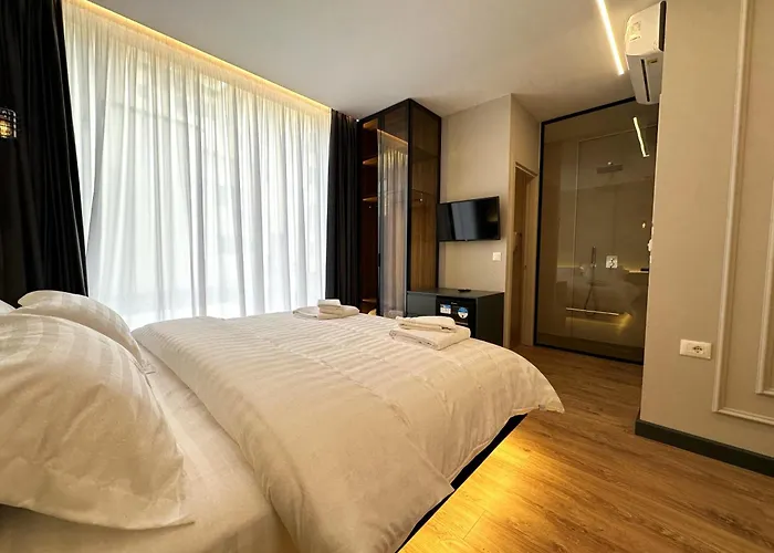 Tirana Central Rooms Pensión Tirana