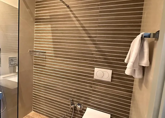 Гостевой дом Tirana Central Rooms Тирана