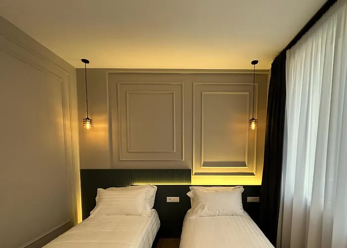 Гостевой дом Tirana Central Rooms Тирана